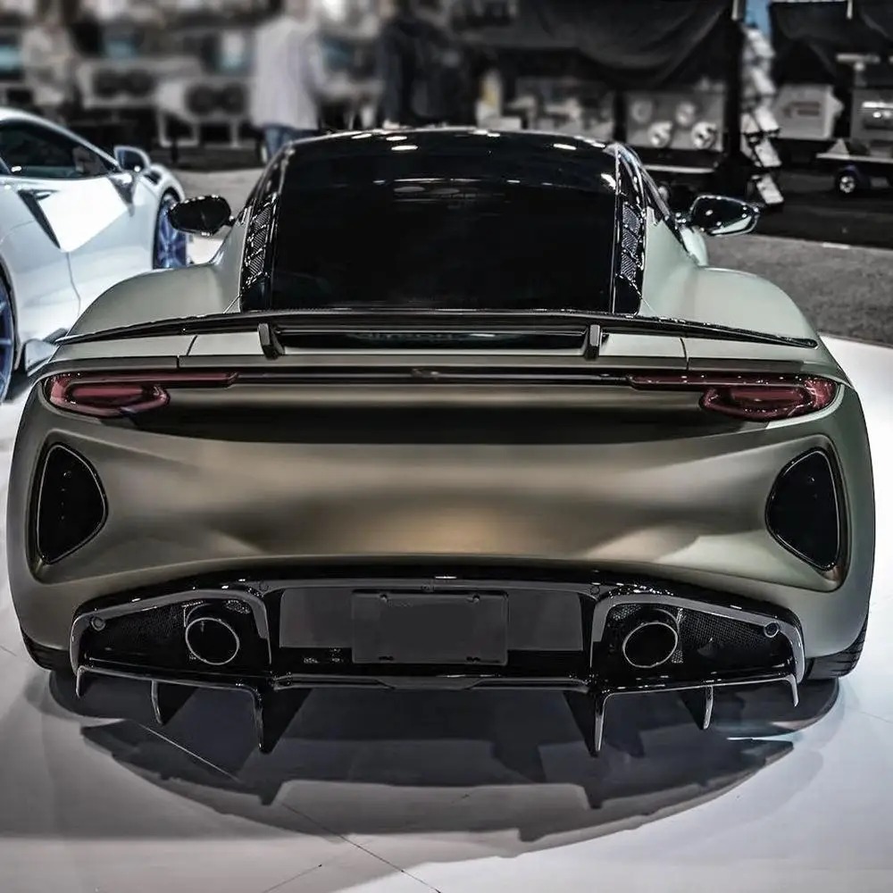 High Quality Fast Delivery Whole Sale Price Dry Carbon Fiber V Style Diffuser Wing Body Kits for Emira